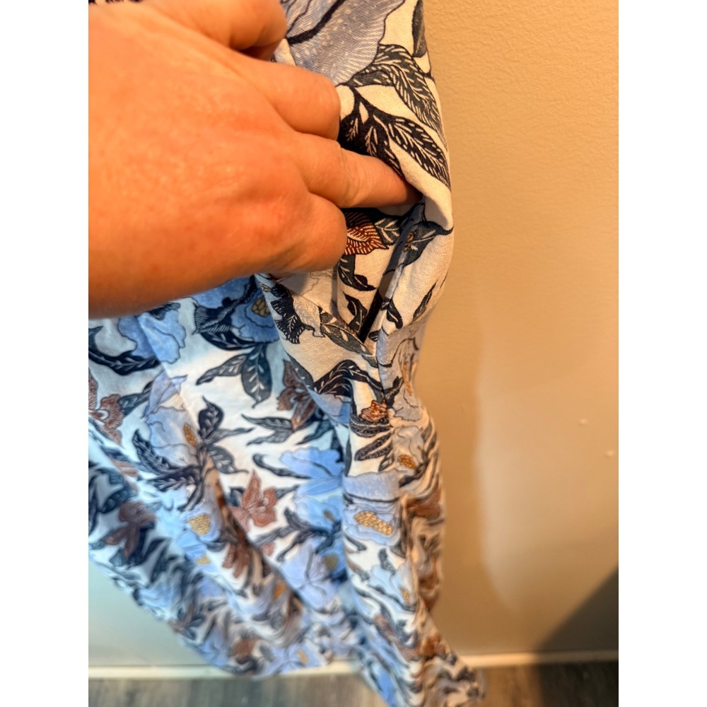 Old Navy Maternity Blue Floral Linen Blend Wide Leg Jumpsuit Tie Strap Medium - Picture 3 of 10